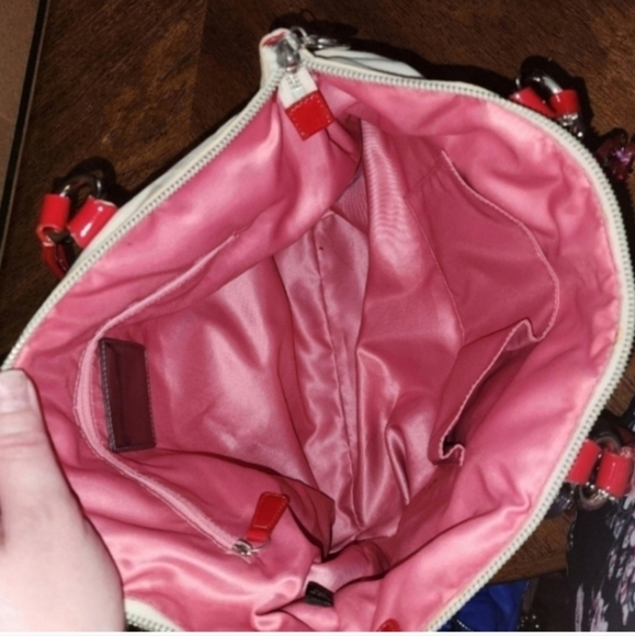 DEADSTOCK RARE COACH Poppy VALENTINES DAY HEART TOTE LIMITED EDITION - Picture 8 of 15